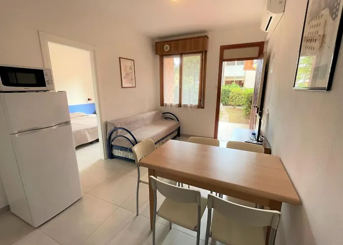 Flat In A With Shared Pool Bibione