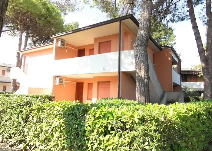 公寓 Flat In A With Shared Pool *